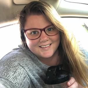 Meet your Posher, Alexis